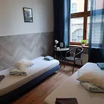 Kamienica Rynek 7 *