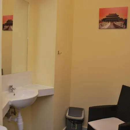 Hostel Kamienica Rynek 7 *