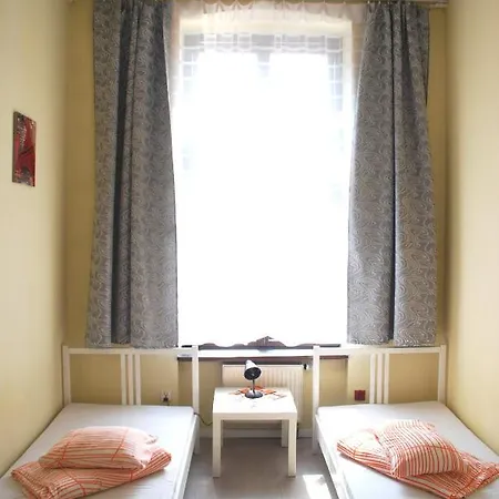 Kamienica Rynek 7 Hostel *