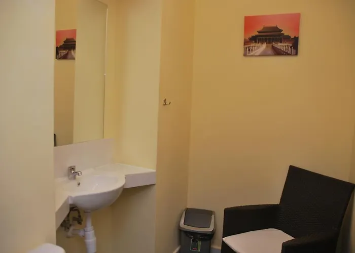 Hostel Kamienica Rynek 7 *